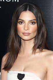 Ratajkowski posed for the september issue of harper's bazaar in a black lace bra with her arms stretching behind her head to reveal a healthy patch of dark hair in one of her pits, and the. Emily Ratajkowski S Hairstyles Hair Colors Steal Her Style