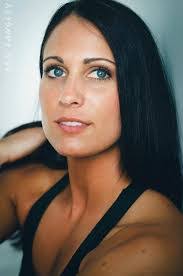 Ashley Luther's Instagram, Twitter & Facebook