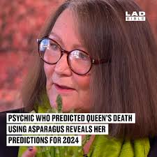 The Asparamancer reckons she knows what's in store 👀