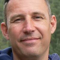 8 "Robert Mieczkowski" profiles