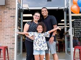 Bridgewater Family S Nailed It Diy Studio Opens Bridgewater Studio S Studio