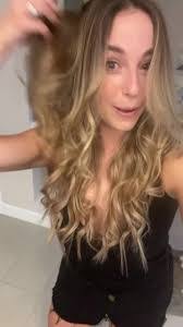 Lauren Warwick's Instagram, Twitter & Facebook