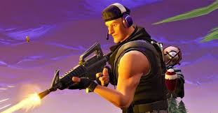 شيء طبيعي عندما ت حب لعبة ما فإنك تسعى لتتفوق فيها كما هو الحال مع عشاق لعبة فورت نايت رويال باتل ولكي يحدث ذلك فأنت بحاجة لبعض ال master chief fortnite battle