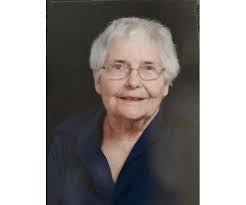 Betty Chenoweth's Instagram, Twitter & Facebook