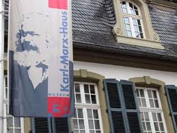Located on a street named after him in his birthplace of trier the karl marx haus is an example of an upper middle class home built in baroque style in 1727. Auf Den Spuren Von Karl Marx Durch Westeuropa Reise