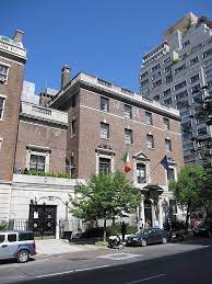 When you are in new york and in need of consular assistance from the italy consulate you should contact them directly. Consolato Generale New York