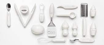 Cascade diseño del equipo de diseño de baños y cocinas de corona / producido por corona. Utensilios De Cocina Inspirados En Fiat 500 On Behance