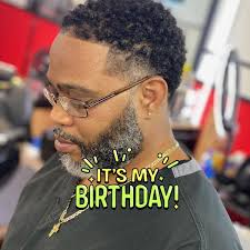 How well do you know The Wizard of Oz? At the beginning of the movie, what  does Dorothy fall into? Comment your answers below & collect today's 🌈  FREE CREDITS: https://zynga.social/ebwj