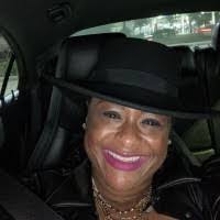 Michelle Lussier's Instagram, Twitter & Facebook