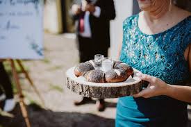 Freie Trauung Im Weilburger Schloss Hochzeit Brauche Hochzeitsbrauche Polnische Hochzeit