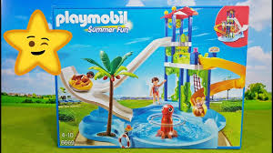 Playmobil Aquapark Schwimmbad 6669 Mit Rutschen Ein Tolles Wasserspielzeug Wir Packen Den Playmobil Aquapark Schwimmba Wasserspielzeug Spielzeug Playmobil