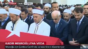 Mısıroğlu'nun cenazesi 6 mayıs 2019'da çamlıca camii 'nde kılınan cenaze namazının ardından üsküdar 'daki nasuhi mehmet efendi camii haziresine defnedildi. Iste Laiklik Cumhuriyet Ve Ataturk Dusmani Kadir Misiroglu Nun Cenazesine Katilan Akp Yoneticileri