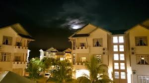 There are plans afoot to built an elevated road bypassing the intersection between bayan lepas and teluk kumbar, but it hasn't materialized yet. Seri Bayu Resort At Night Picture Of Capital O 623 Seri Bayu Resort Hotel Sungai Pelek Tripadvisor