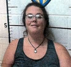 Lafayette couple charged with child abuse