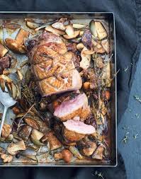 Roti De Magrets De Canard Farcis Aux Fruits Secs Et Aux Cepes Recette Canard Farci Magret De Canard Recette Farce
