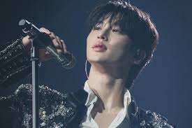 Hậu đóng vai phản diện, Byun Woo Seok làm thần tượng trong phim mới