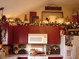 Christmaskitchen Jpg Photo By Sghorn Photobucket Primitive Decorating Country Above Kitchen Cabinets Decorating Above Kitchen Cabinets