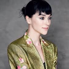 Anne erin clarke, anne clarke, and annie clark. St Vincent On Her High Profile Romances And Her Confessional New Album Vogue