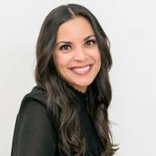 Keri Burns's Instagram, Twitter & Facebook