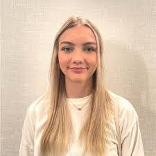 Annette Leclair's Instagram, Twitter & Facebook