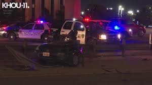 Upon arrival they located a dark colored porsche macan on its side and into a pole. Raw Video Deadly Crash On Southwest Freeway Khou Com