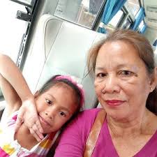 Anna Paredes (@annaparedes7)