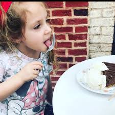 Julian Borden's Instagram, Twitter & Facebook