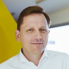 Chris Brucker (@chrisbrucker)