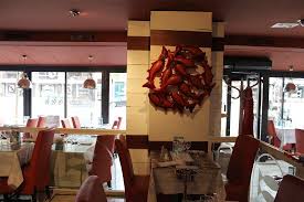 La Criee Restaurant De Poissons Moules Et Fruits De Mer Picture Of La Criee Montparnasse Paris Tripadvisor