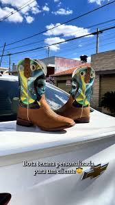 Bota Feita Personalizada: Perfeita Para Rodeios