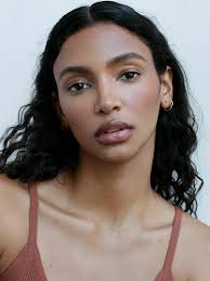 Luisa Perez's Instagram, Twitter & Facebook