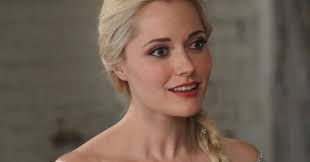 Limitless engage Frozen (Georgina Haig) de Once Upon a Time