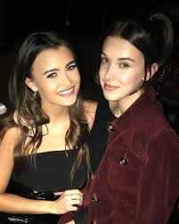 137 Otmetok Nravitsya 1 Kommentariev Cosas Extranas Stranger Things Jo Car Eleven011 V Instagram Millie B Millie Bobby Brown Bobby Brown Brown Fashion