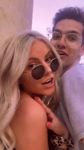 Hot Girl Transitions with The Circle Season 3