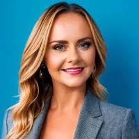 Becca Hood's Instagram, Twitter & Facebook