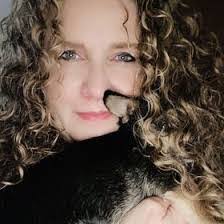 Teri Ratliff's Instagram, Twitter & Facebook