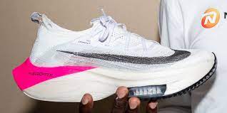 Nike react infinity run flyknit 2 a.i.r. Eliud Kipchoge Two Hour Nike Shoes Inside Look