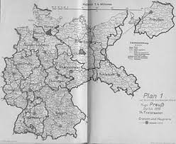 Deutlich farbig voneinander abgesetzt sind die 16 bundesländer, aus denen sich das 357.376 km² große land mit. Neugliederung Des Reiches 1919 1945 Historisches Lexikon Bayerns