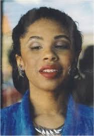 Karen Lewellen's Instagram, Twitter & Facebook