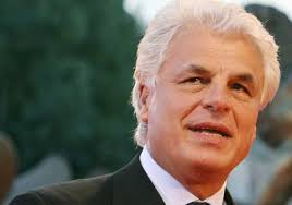 Riccardo scamarcio news, gossip, photos of riccardo scamarcio, biography, riccardo scamarcio riccardo scamarcio is a 41 year old italian actor. Si Gira A Napoli L Ombra Di Caravaggio Un Film Di Michele Placido Con Riccardo Scamarcio Napoli Da Vivere