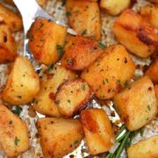 Garlic Roasted Potatoes Recipe Video Sweet And Savory Meals Recipe Garlic Roasted Potatoes Potato Side Dishes Roasted Potato Recipes