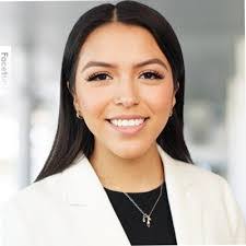 Nina Dillard's Instagram, Twitter & Facebook