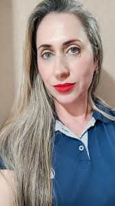 Comprei esse batom 💄 e estou simplesmente apaixonada 🥰🥰 Batom vermelho é  bonito ou feio? 🙈