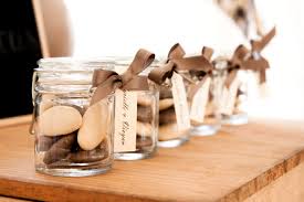 Erst am tag eurer hochzeit schenkt ihr dazu den passenden bei dem sogenannten gewinn gastgeschenk handelt es sich um ein geschenk, welches eure gäste am tag eurer hochzeit per zufallsprinzip. Hochzeit Und Die Gaste