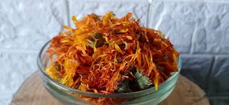 Calendula officinalis produces beautiful orange or yellow flowers from seed in midsummer until frost, attracting honeybees, bumblebees, and other pollen and how to make calendula tea/wash, oil, or salve. Buy Dried Calendula Flowers Bloomybliss Online Flower Shop