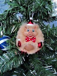 Check out 50 inspiring ideas for christmas decoration. Original Christmas Theme Pigs Christmas Tree Decorations