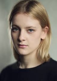 Fan Casting Evie Allen as Helaena Targaryen in House of the Dragon