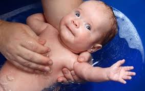 La Higiene Y El Cuidado Del Pene Del Bebe Bebe Babysitio