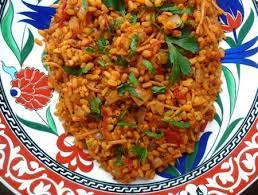 Spicy Bulgur Pilaf With Tomatoes Red Pepper Paste And Mint Uncooked Vermicelli Broken Into 1 2 Inch Lengths Butter Bulgur Recipes Bulgur Spicy Recipes