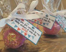 Bath bombs can be placed in small breathable bags and hung from the showerhead if you do not have a bathtub. Pin On Mi Bebita